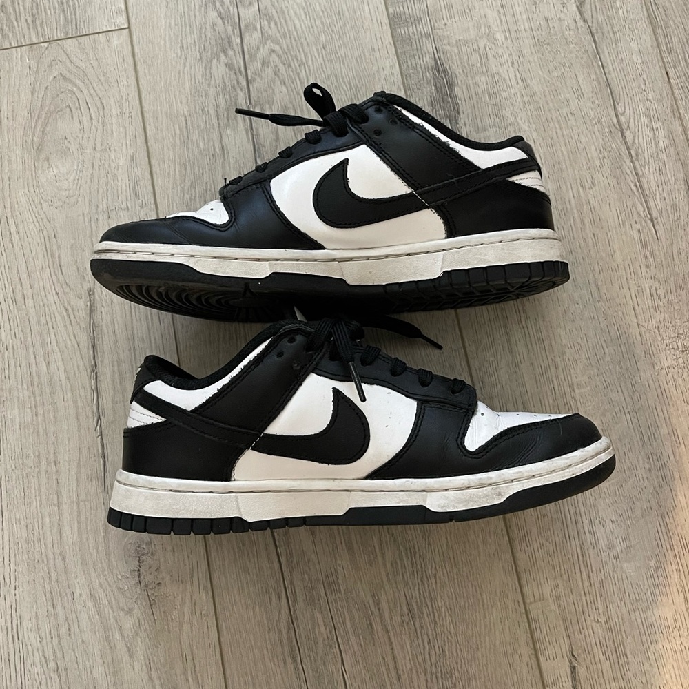 Low Dunks Black & White